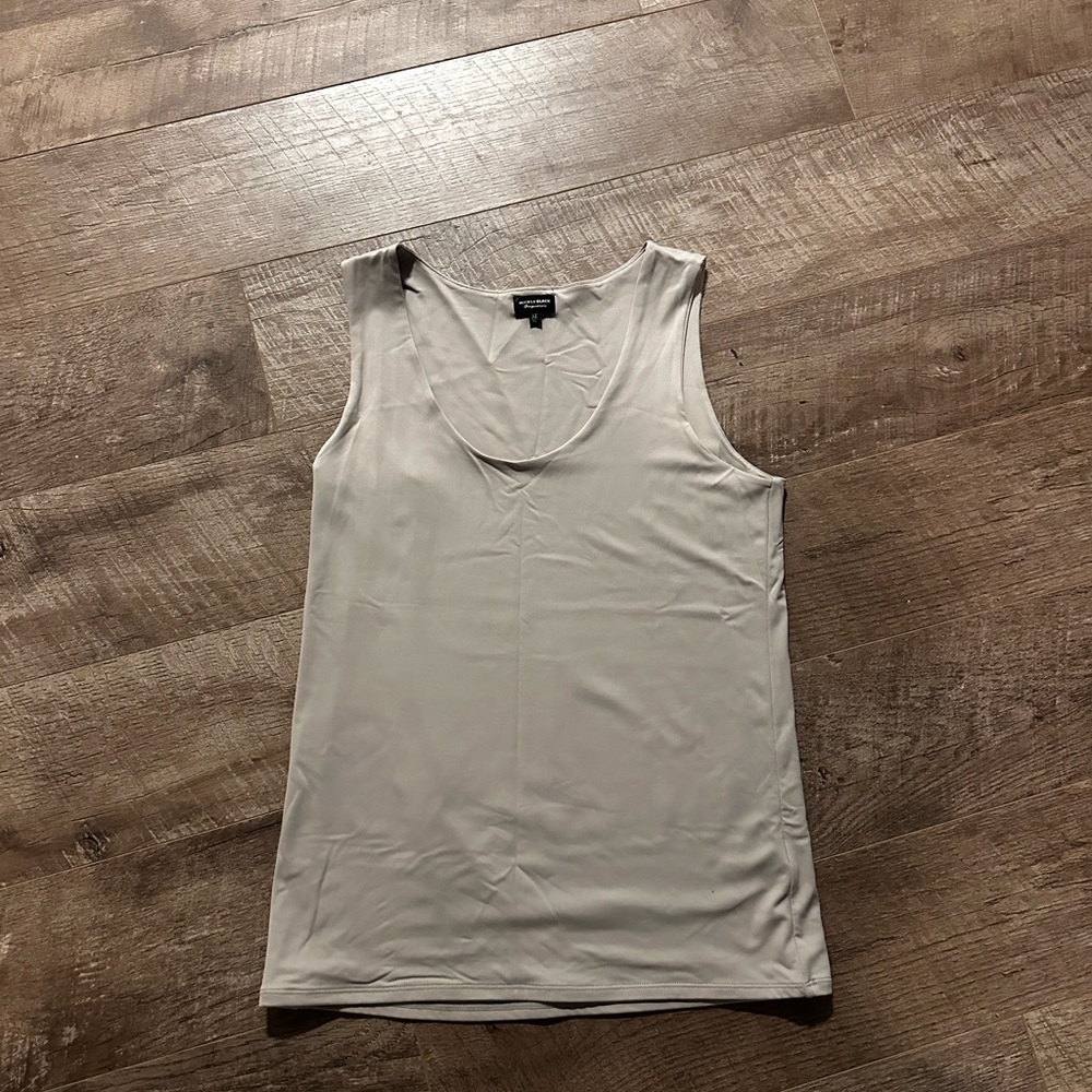 Buckle Tank Top - Picture 5 of 6